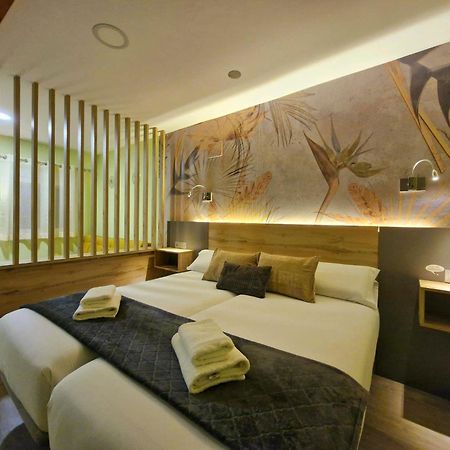 Feeling Home - Suites&Rooms Леон Екстериор снимка