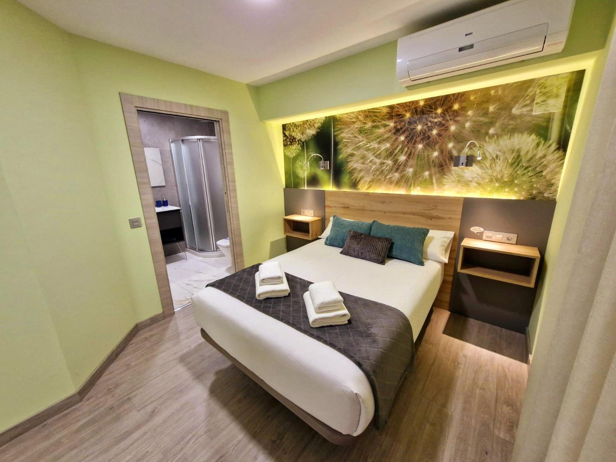 Feeling Home - Suites&Rooms Леон Екстериор снимка