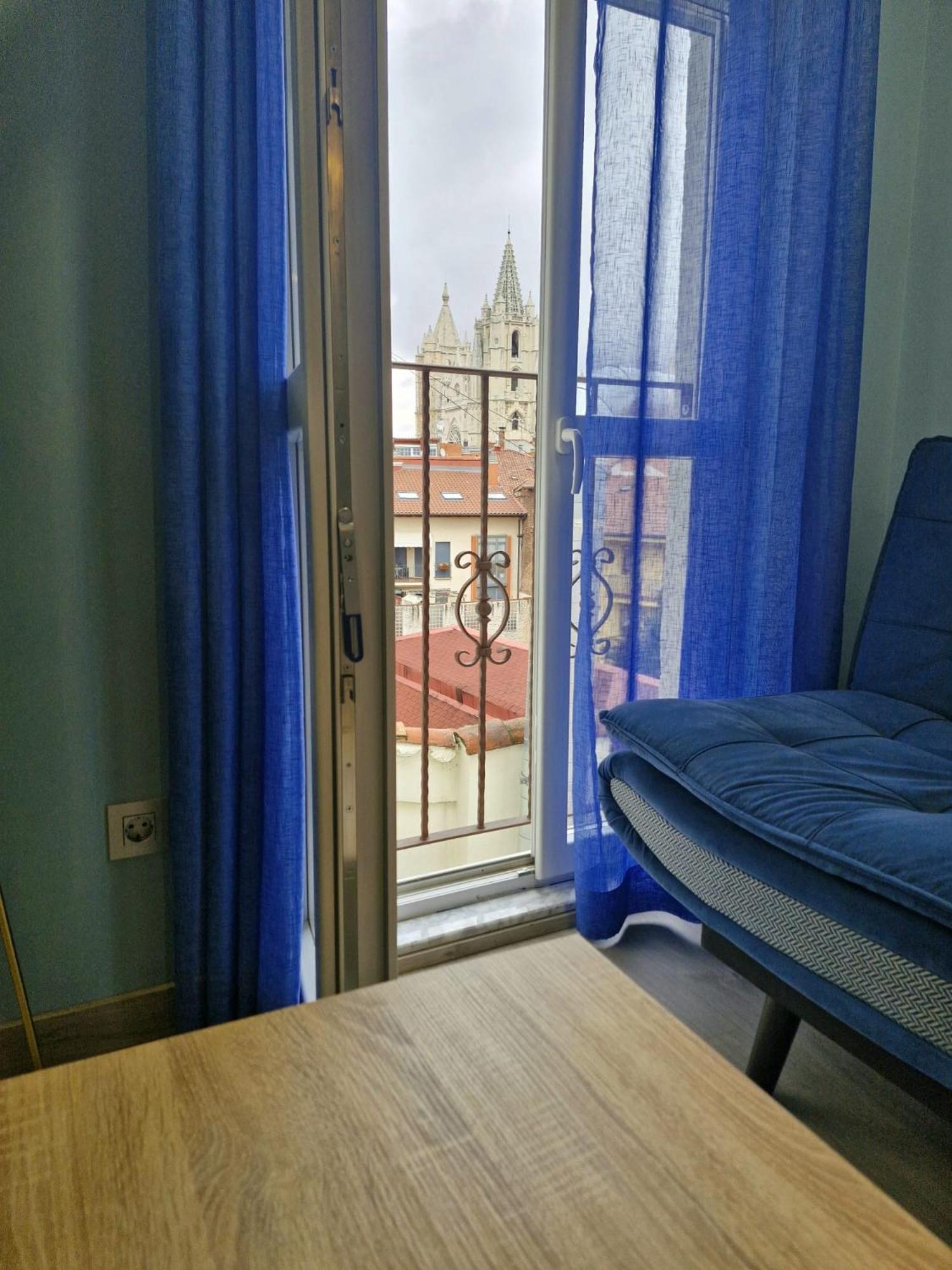Feeling Home - Suites&Rooms Леон Екстериор снимка
